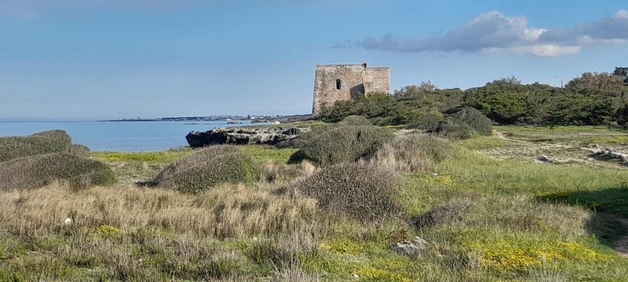Villino Il Melograno Torre Specchia Ruggeri Exterior foto